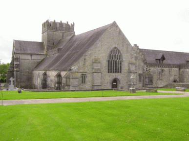 Holy Cross Abbey front